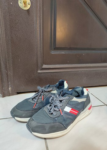 Gri Elastik Bağcıklı Kadın Spor Ayakkabı 45 numara - Görsel 3