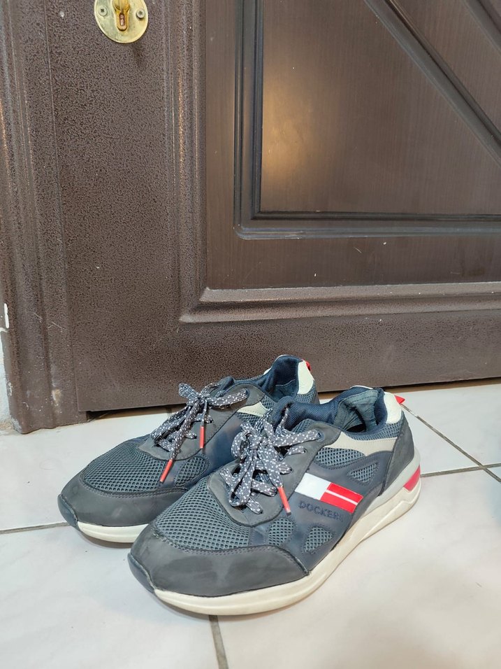 Gri Elastik Bağcıklı Kadın Spor Ayakkabı 45 numara - Görsel 3