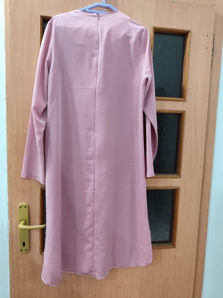 Pembe Uzun Kollu Fırfırlı Kadın Tunik - Görsel 2