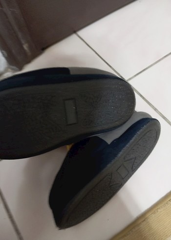 Erkek Çocuk Gri Sokak Stili Sıcak Terlik - Görsel 3