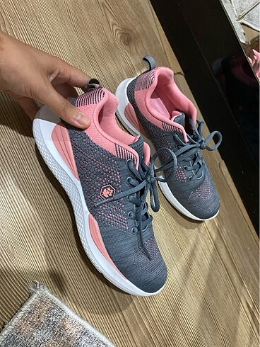 Spor Ayakkabı