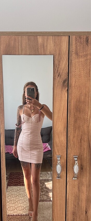 Bershka 34 beden pembe deri saten askılı hiç kullanılmamış