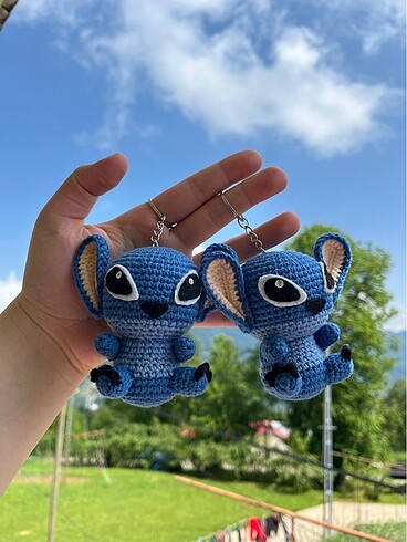 Stitch örgü anahtarlık