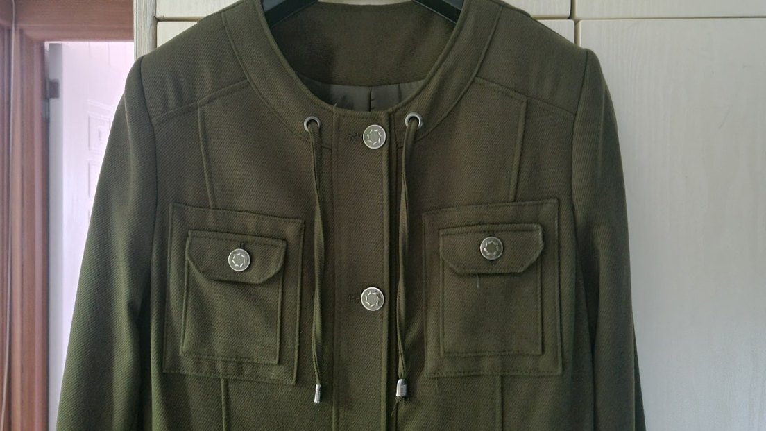 Düğmeli Uzun Haki Kadın Kaban pardösü - Görsel 3