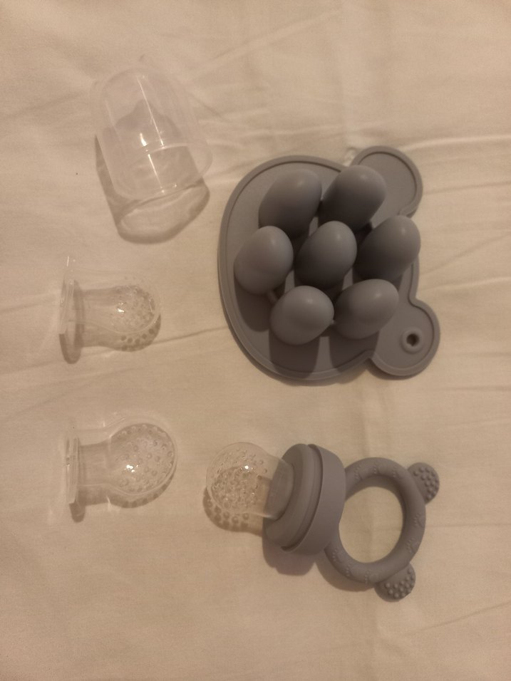 Gri Bebek Beslenme Seti ve Saklama Kutusu - Görsel 2