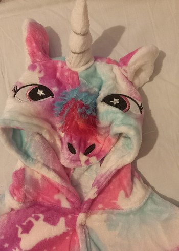 Çocuklar için Unicorn Desenli Renkli Battaniye - Görsel 5