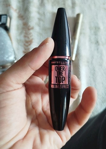 Maybelline Maybelline Over The Top Siyah Maskara