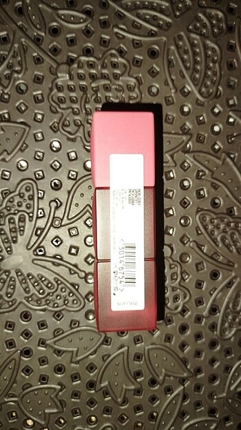 Beden Maybelline tint