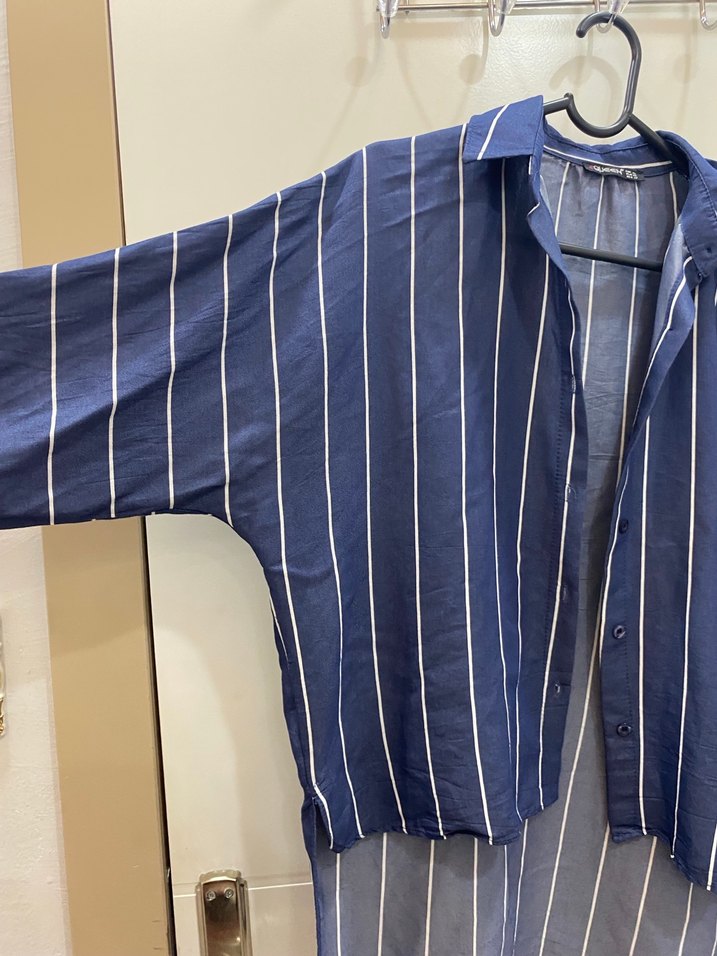 Kadın Mavi Çizgili Keten Gömlek - Görsel 2