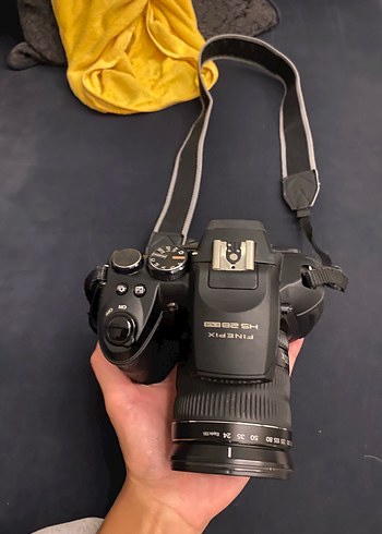 Fujifilm Dijital Kamera Sarı Askılı - Görsel 2