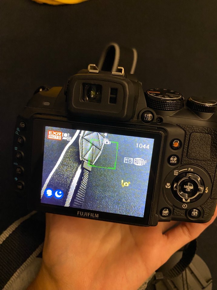 Fujifilm Dijital Kamera Sarı Askılı - Görsel 4