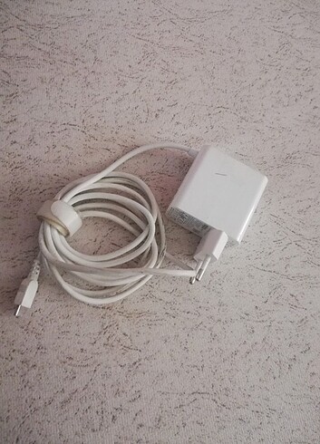 Lenova 65 watt şarj aleti