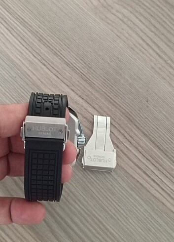 Beden Hublot marka otomatik sıfır ayarında
