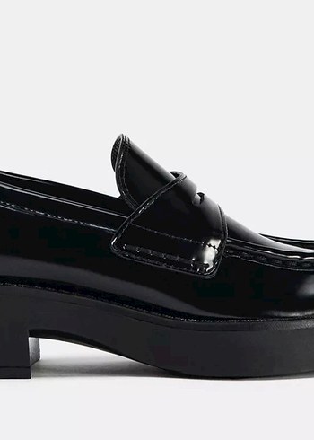 Klasik Rugan Siyah Kadın Loafer
