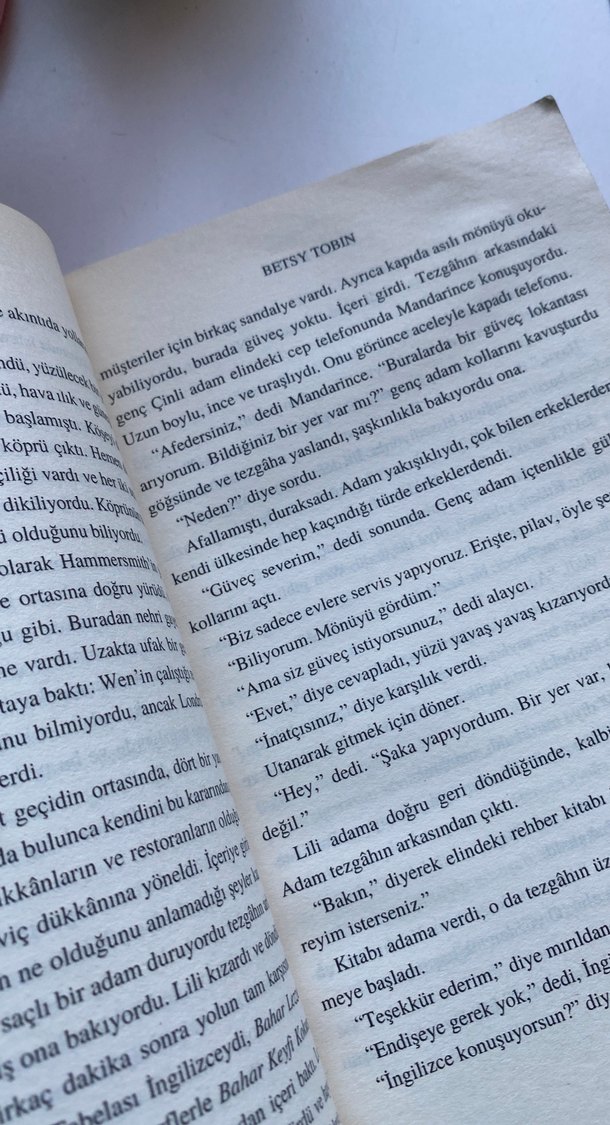 Sevgi Denizi - Betsy Tobin Roman - Görsel 3