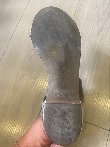 38 Beden gri Renk Gümüş gri lame zara sandelet