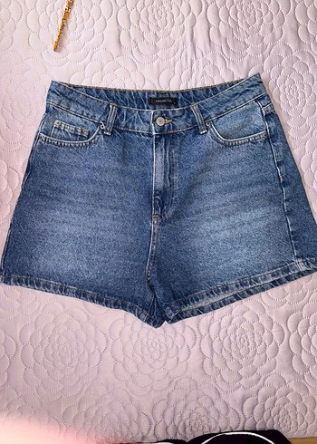 s Beden Kadın Mavi Loose Fit Kemerli Mini Jean Şort