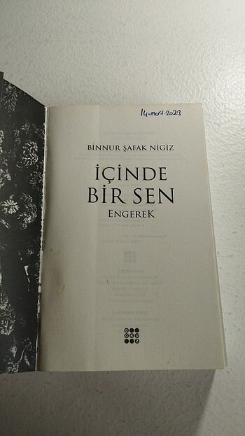  Beden Renk İçinde bir sen serisi ciltsiz