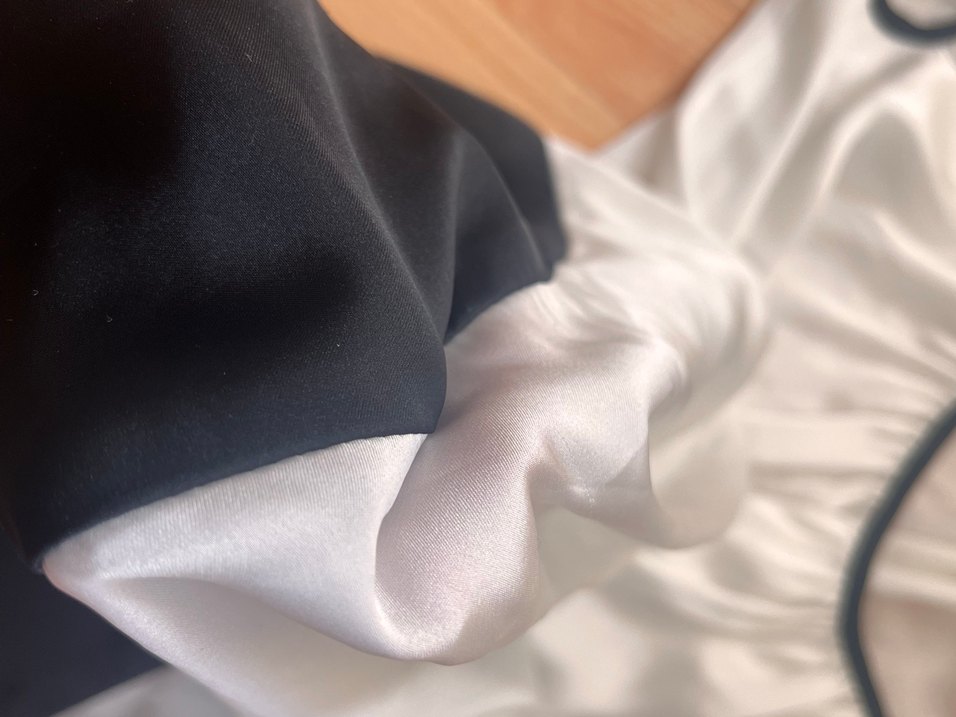 Zara Saten Siyah Kenarlı Beyaz Drapeli Kadın Bluz - Görsel 3