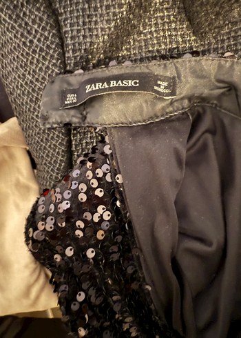 Zara Payetli Siyah Uzun Kollu Yılan Desenli Elbise
