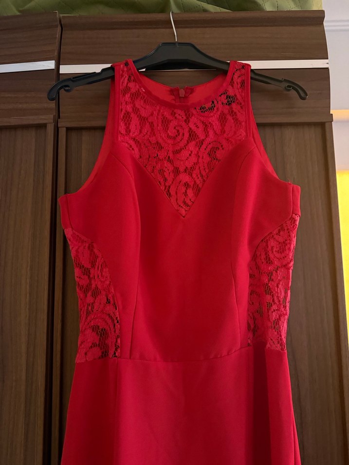 Dantelli Kırmızı Uzun Cengiz Abazoğlu tasarım Abiye Elbise - Görsel 3