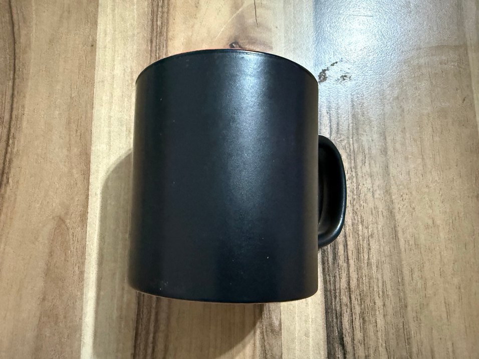 Kırmızı İçli Siyah Kulplu Kupa - Görsel 2