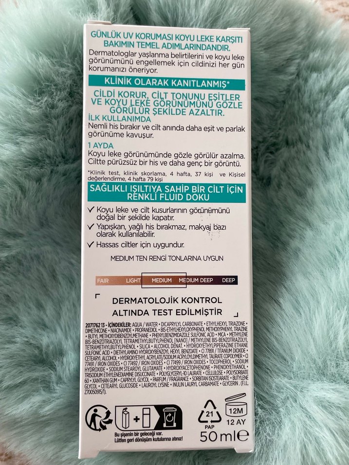 L'Oréal Bright Reveal SPF 50 Renkli Güneş Kremi - Görsel 3