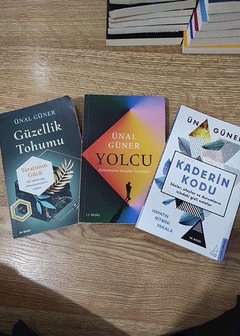 Ünal Güner'in 3 Kitabı: Yolcu, Güzellik Tohumu, Kaderin Kodu