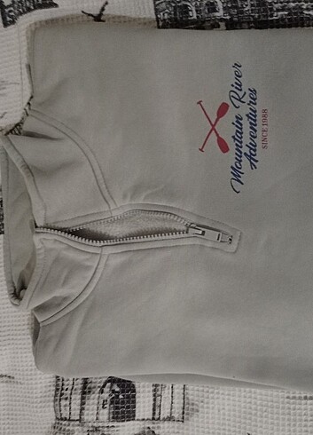 m Beden Sweatshirt