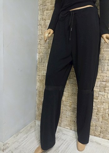 Siyah Yırtmaçlı Bol Kesim Kadın Kumaş Pantolon  LAMANTE - Görsel 4