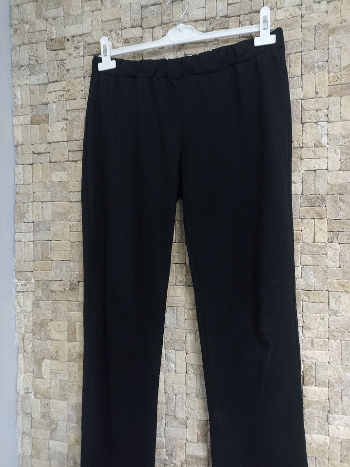 Kadın Siyah Midi Kumaş Pantolon - Görsel 2