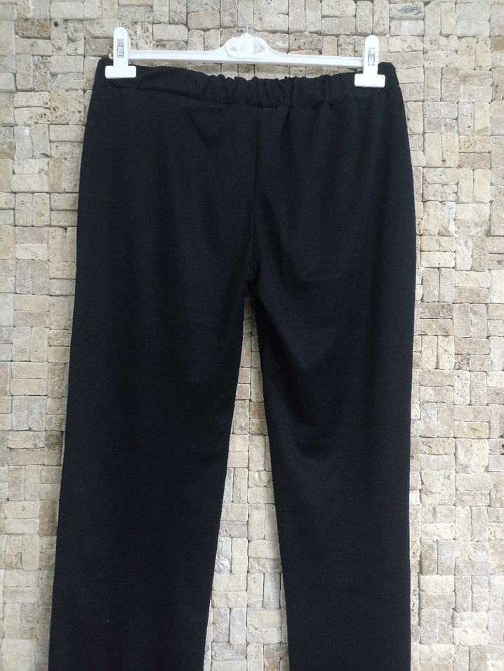 Kadın Siyah Midi Kumaş Pantolon - Görsel 4