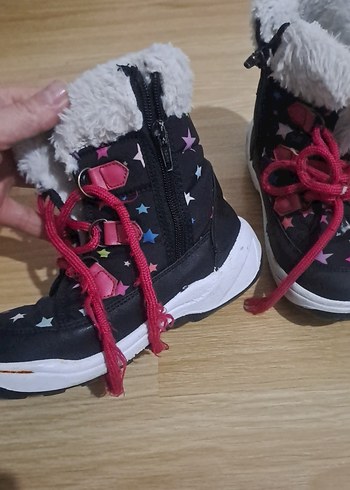 Kız Çocuk Çok Renkli Bağcıklı Bot - Görsel 2