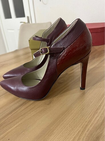 Diğer Bordo ve kırmızı aşk stiletto :)