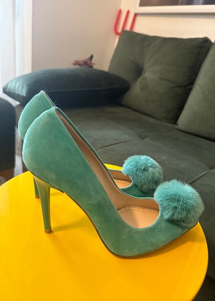 Yeşil süet tüylü stiletto - Görsel 2