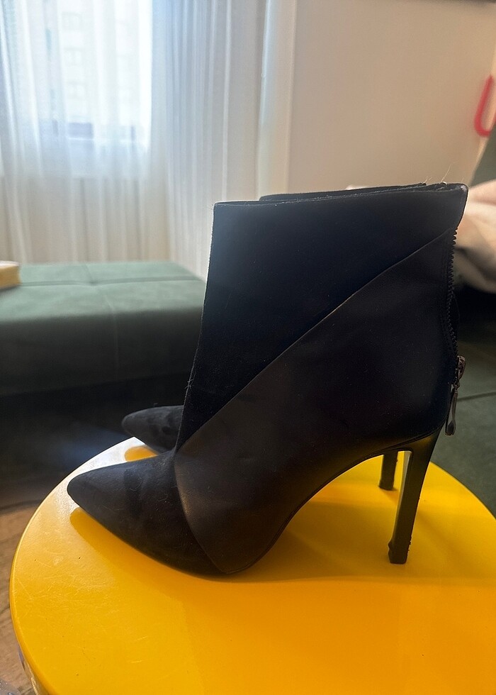 Yüksek topuklu siyah bot - Görsel 3