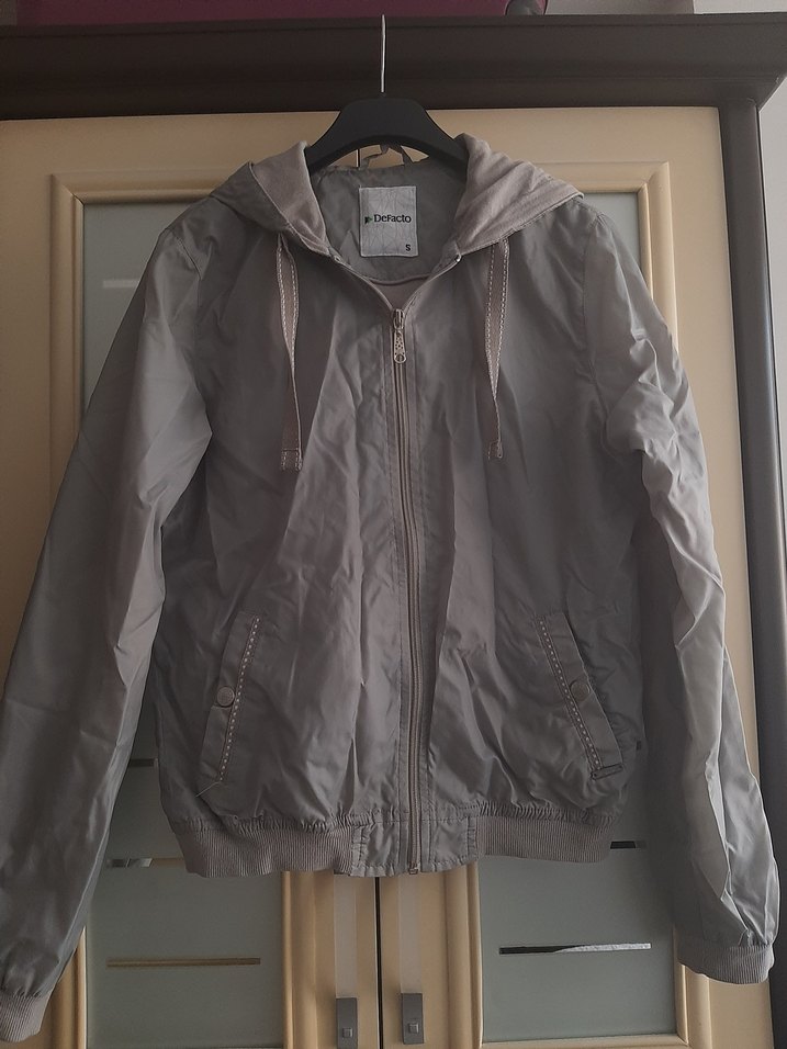 DeFacto Gri Kapüşonlu - Görsel 3