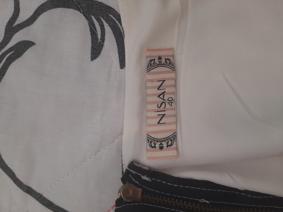 Çiçekli V Yaka Mini Elbise - Görsel 3