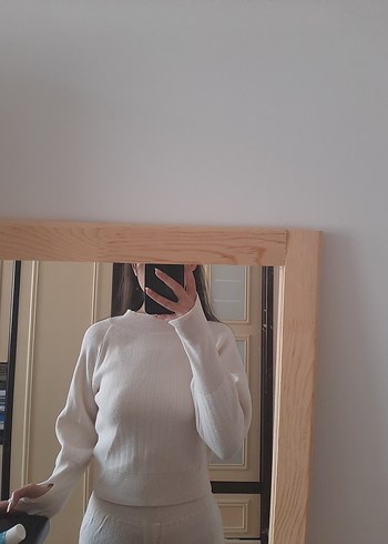 bisiklet yaka krem rengi parmak detaylı triko takım - Görsel 3