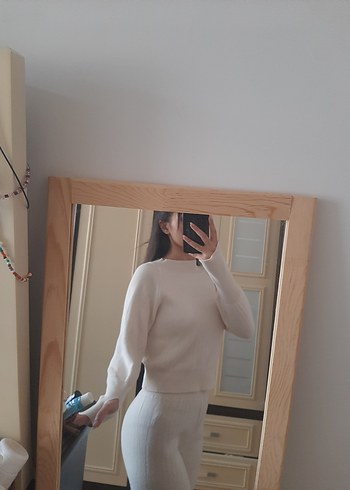 bisiklet yaka krem rengi parmak detaylı triko takım - Görsel 2