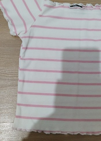 Genç Kız Pembe Çizgili Fırfırlı Tişört - Görsel 2