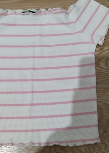 Genç Kız Pembe Çizgili Fırfırlı Tişört - Görsel 3
