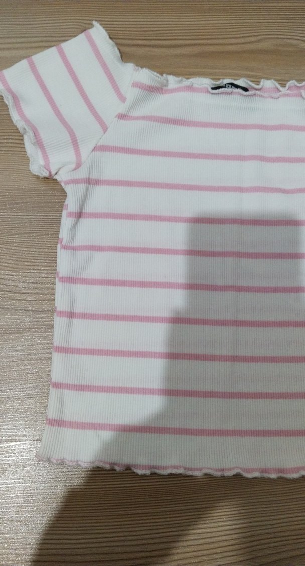 Genç Kız Pembe Çizgili Fırfırlı Tişört - Görsel 2