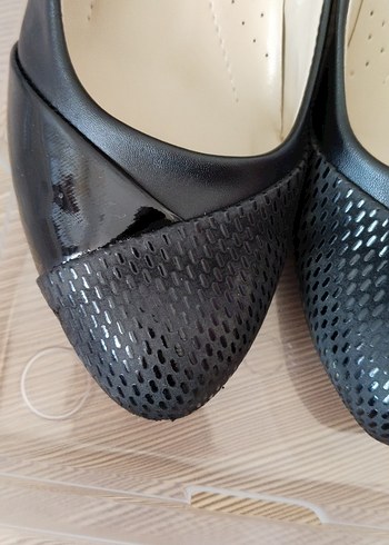 Kemer Detaylı Siyah Yılan Desenli Topuklu Ayakkabı - Görsel 6