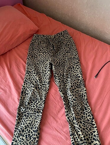 Stradivarius leopar pantolon