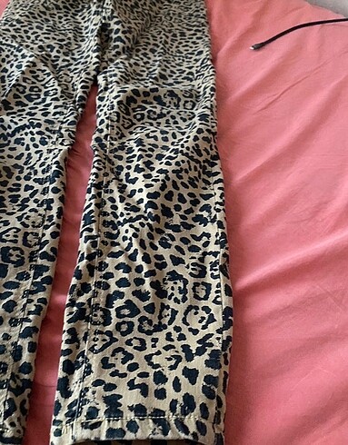 s Beden kahverengi Renk Stradivarius leopar pantolon