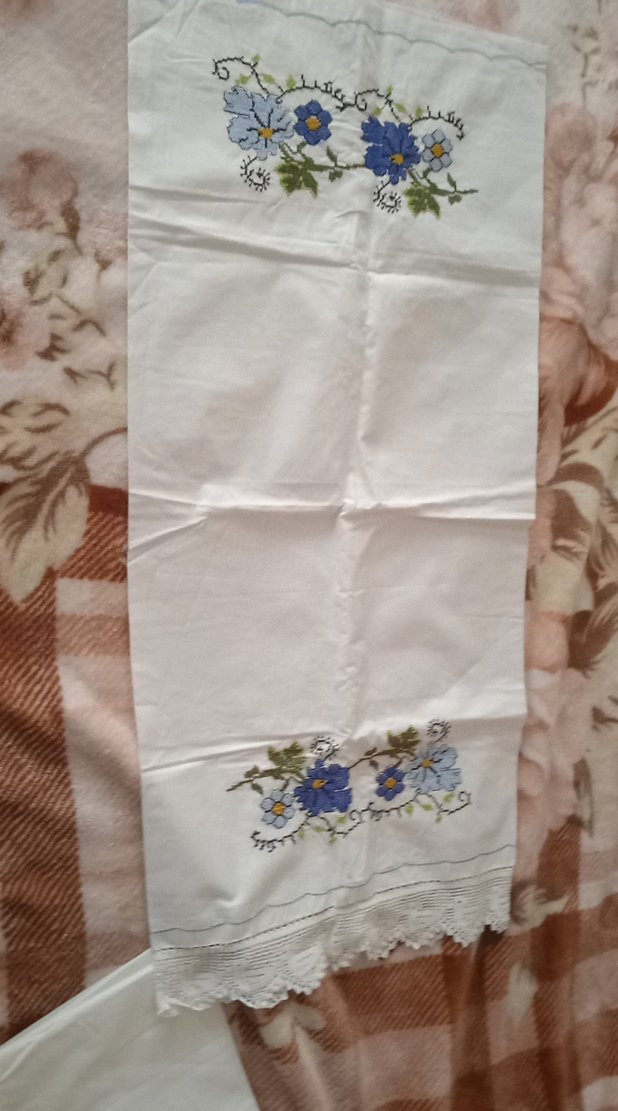 Nakışlı  dantelli çeyizlik  Pastel Yastık Kılıfı 4 adet - Görsel 5