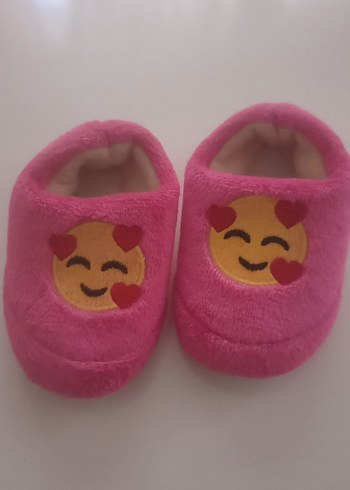 Kız Çocuk Pembe Nakışlı Sıcak Ev Terliği - Görsel 2