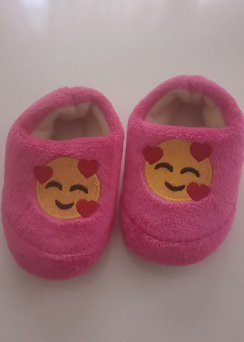 Kız Çocuk Pembe Nakışlı Sıcak Ev Terliği - Görsel 3