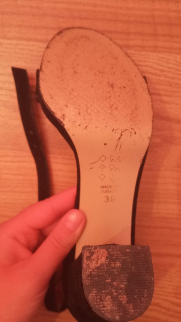 Siyah Tokalı Topuklu Kadın Ayakkabı - Görsel 3